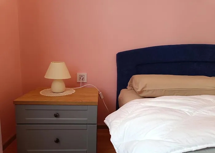 Kuca Za Odmor Desa Vakantiehuis Vrbnik (Sibenik-Knin)