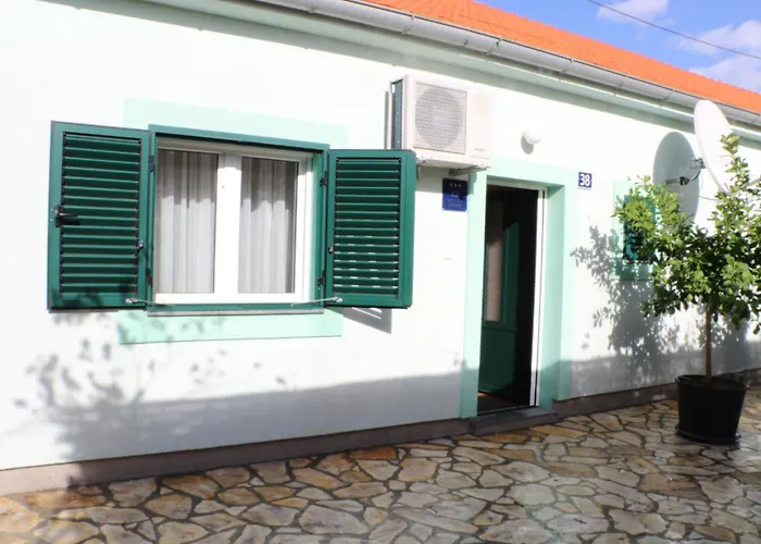 Kuca Za Odmor Desa Vrbnik (Sibenik-Knin)